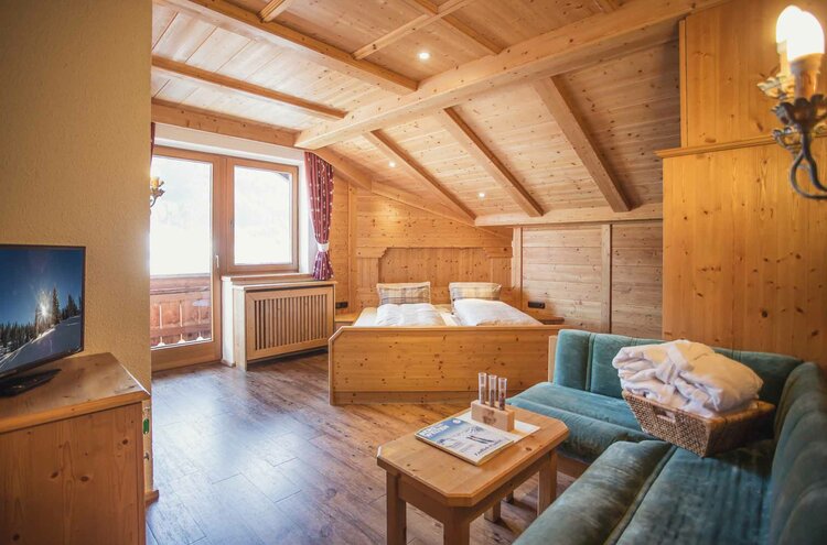 Doppelzimmer Alpin im Hotel Hohe Burg in Trins